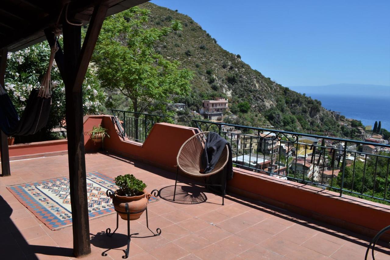 Villa Vittorio - Splendid Panoramic Sea View Terrace Taormina Exterior photo