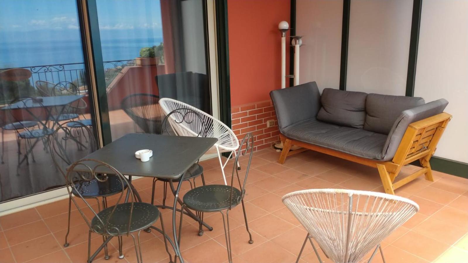 Villa Vittorio - Splendid Panoramic Sea View Terrace Taormina Exterior photo